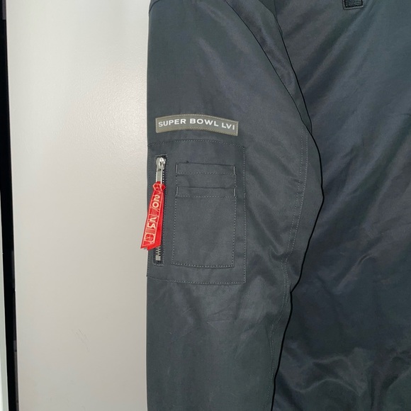 OFFICIAL Super Bowl LVI Insulated Bomber Jacket - Picture 3 of 5